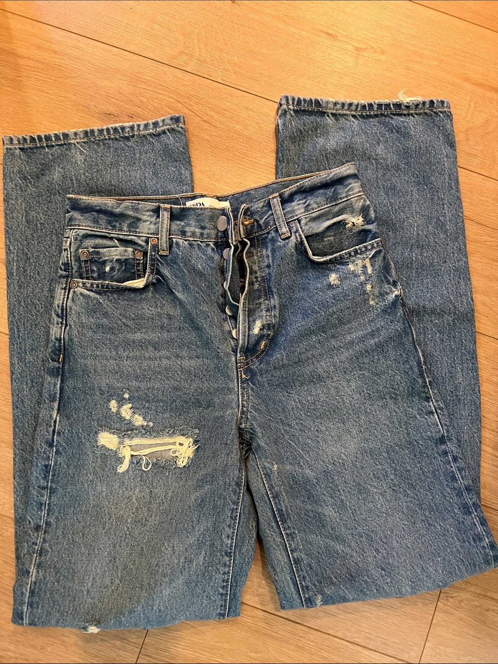 Zara Women's Blue Straight Leg Distressed Jeans